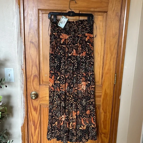 Nostalgia Autumn Floral Maxi Skirt - Picture 9 of 15